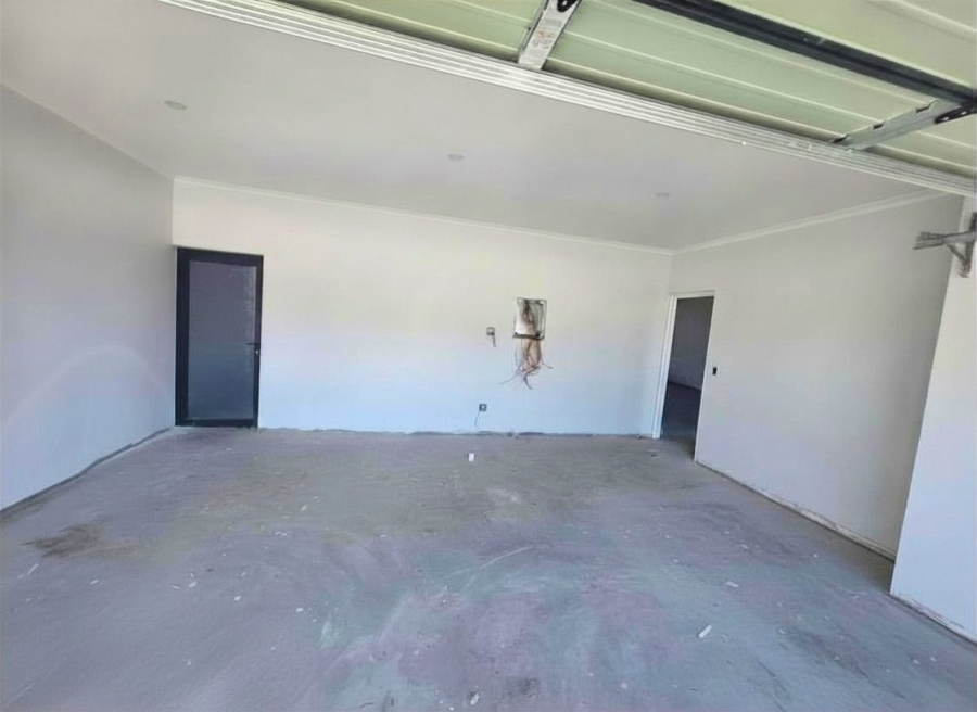 4 Bedroom Property for Sale in Sandown Western Cape